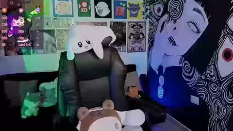    rawr   Anne Independent model      online show from 09.15.25