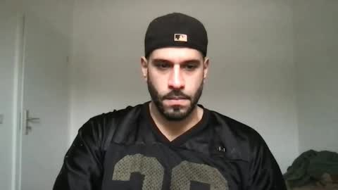 Snapshot of yul53 chatting on 11.26.25 yul53 online show from 11.26.25