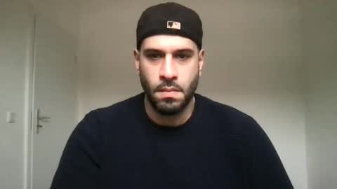 Snapshot of yul53 chatting on 02.12.26 yul53 online show from 02.12.26