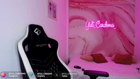 Yuliet online show from 12.14.24