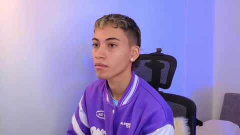 Snapshot of yulian_vasquez chatting on 10.06.25 yulian_vasquez online show from 10.06.25