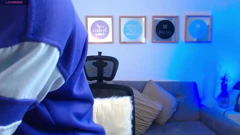 Snapshot of yulian_vasquez chatting on 10.09.25 yulian_vasquez online show from 10.09.25