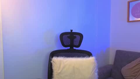 Snapshot of yulian_vasquez chatting on 10.10.25 yulian_vasquez online show from 10.10.25