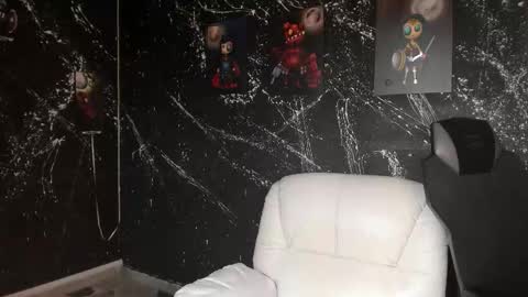 Snapshot of yuliandmari chatting on 03.11.26 YuliAndMari online show from 03.11.26