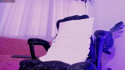 yulieth_x online show from 06.11.26