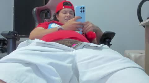 Snapshot of yumandsay chatting on 09.11.25 Snowflake online show from 09.11.25