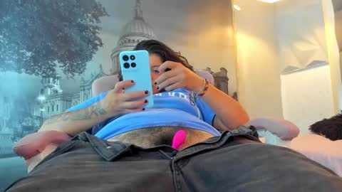 Snapshot of yumandsay chatting on 09.30.25 Snowflake online show from 09.30.25