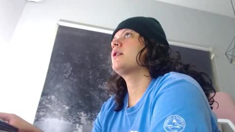 Snapshot of yumandsay chatting on 12.04.25 Snowflake online show from 12.04.25