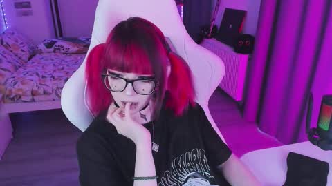 Yumi 3 online show from 02.15.26