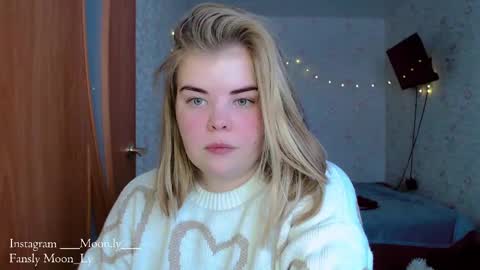 Snapshot of yumm_lolly chatting on 12.19.24 Polly online show from 12.19.24