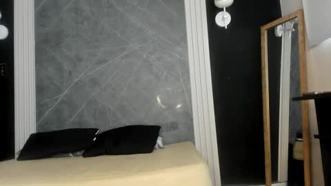 Snapshot of yummyduo chatting on 12.29.24 Yummyduo online show from 12.29.24