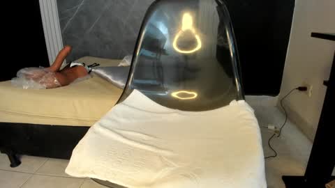 Snapshot of yummyduo chatting on 02.01.25 Yummyduo online show from 02.01.25