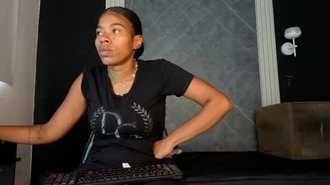 Snapshot of yummyduo chatting on 09.29.25 Yummyduo online show from 09.29.25