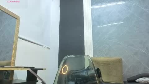 Snapshot of yummyduo chatting on 11.29.25 Yummyduo online show from 11.29.25