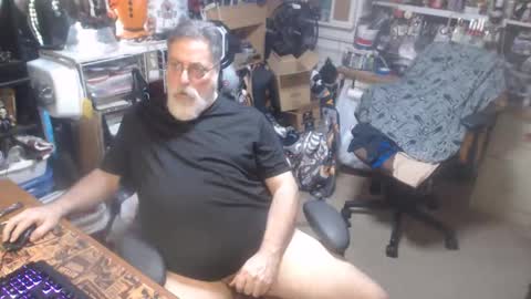 yummyflguy online show from 04.17.26