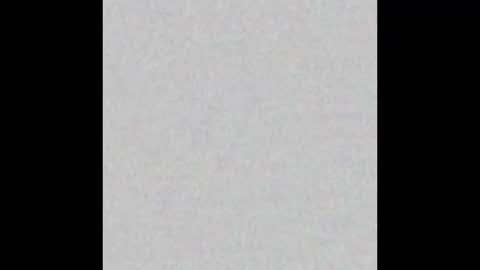 Snapshot of yummyhottits chatting on 10.21.25 nemay online show from 10.21.25