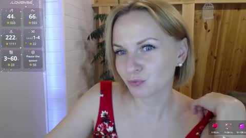 Snapshot of yummylilya chatting on 09.21.25 Lillya online show from 09.21.25