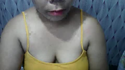 yummylips_4u online show from 05.11.26