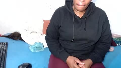 yummytittsxx online show from 02.15.25