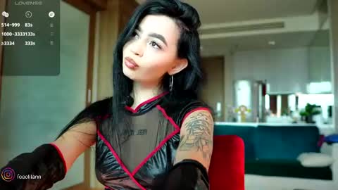 yuna_leen online show from 07.17.26