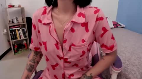 Yuna online show from 01.03.25