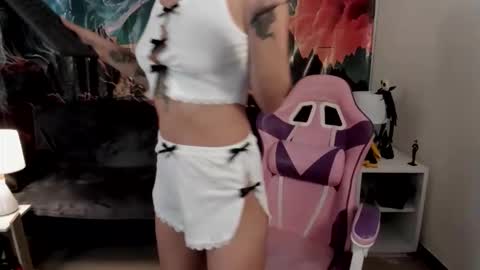 Yuna online show from 10.17.25