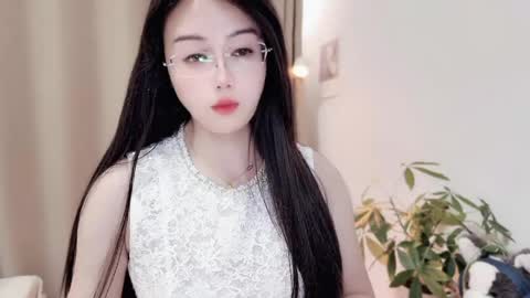 YunEr online show from 04.23.26