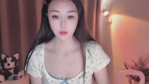 YunEr online show from 06.07.26