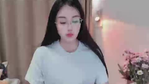 YunEr online show from 06.12.26