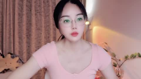 Snapshot of yuner0715 chatting on 07.05.26 YunEr online show from 07.05.26