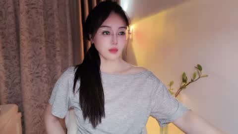 Snapshot of yuner0715 chatting on 07.25.26 YunEr online show from 07.25.26