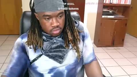 Snapshot of yungbbcbro chatting on 12.27.24 Octavian online show from 12.27.24