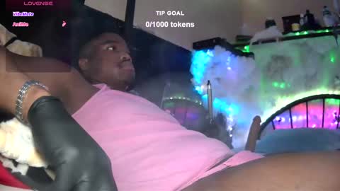 Snapshot of yungbbcbro chatting on 01.06.25 Octavian online show from 01.06.25