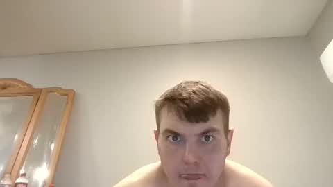 Snapshot of yungcupandspoonn chatting on 04.02.26 deezy online show from 04.02.26