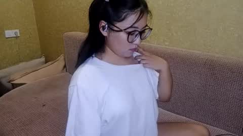 Yuna online show from 11.23.25