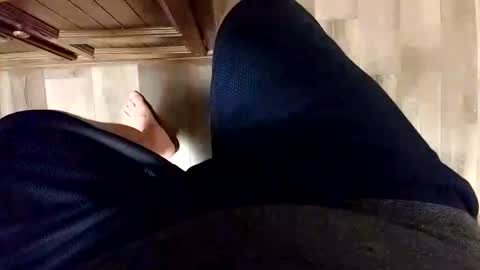 Snapshot of yupthatshim chatting on 11.18.25 yupthatshim online show from 11.18.25