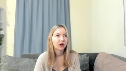 Alesia online show from 12.15.25