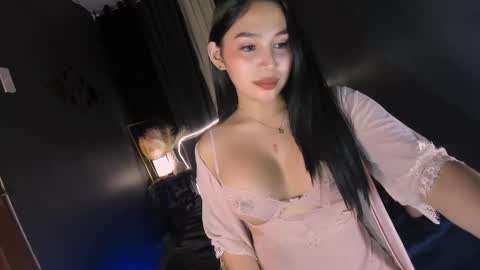 Snapshot of yuriefoster chatting on 02.25.25 Yurie online show from 02.25.25