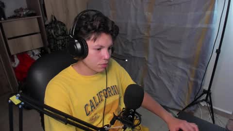 yurii_moody online show from 03.12.25