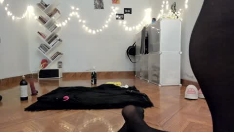 paola online show from 12.07.24