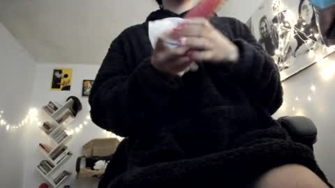 paola online show from 01.08.25