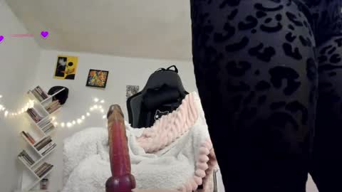 paola online show from 03.01.25