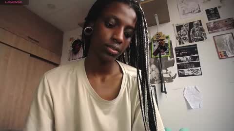 Snapshot of yuya_mbb chatting on 03.06.26 Yuya online show from 03.06.26