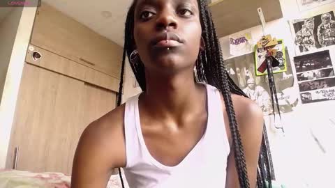 Snapshot of yuya_mbb chatting on 03.09.26 Yuya online show from 03.09.26