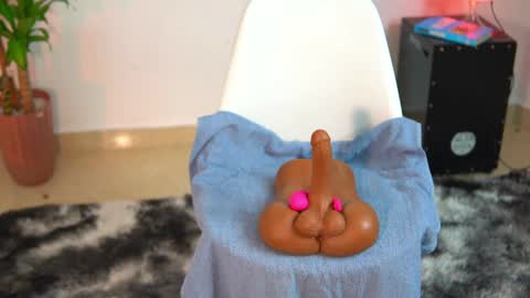 Yuyi Cam online show from 02.12.26