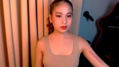 Snapshot of yvannasilva18 chatting on 02.14.25 jai online show from 02.14.25