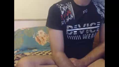 Snapshot of yvesstorm5 chatting on 02.19.25 yvesstorm5 online show from 02.19.25