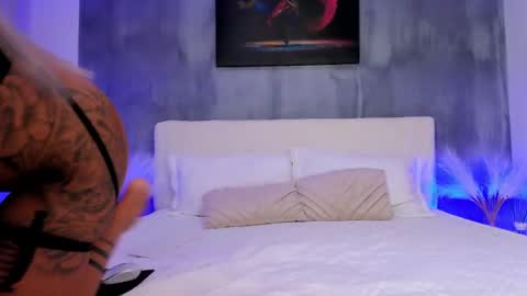 YviAnn online show from 02.25.25