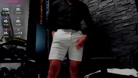 Snapshot of yy_david_yy chatting on 05.17.26 David online show from 05.17.26