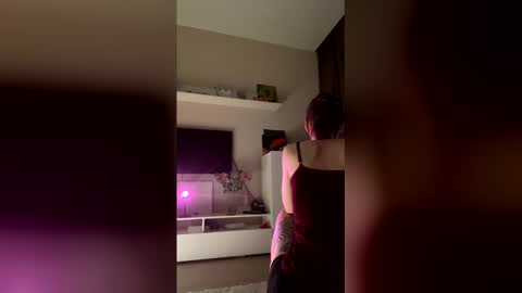 lia online show from 12.18.25